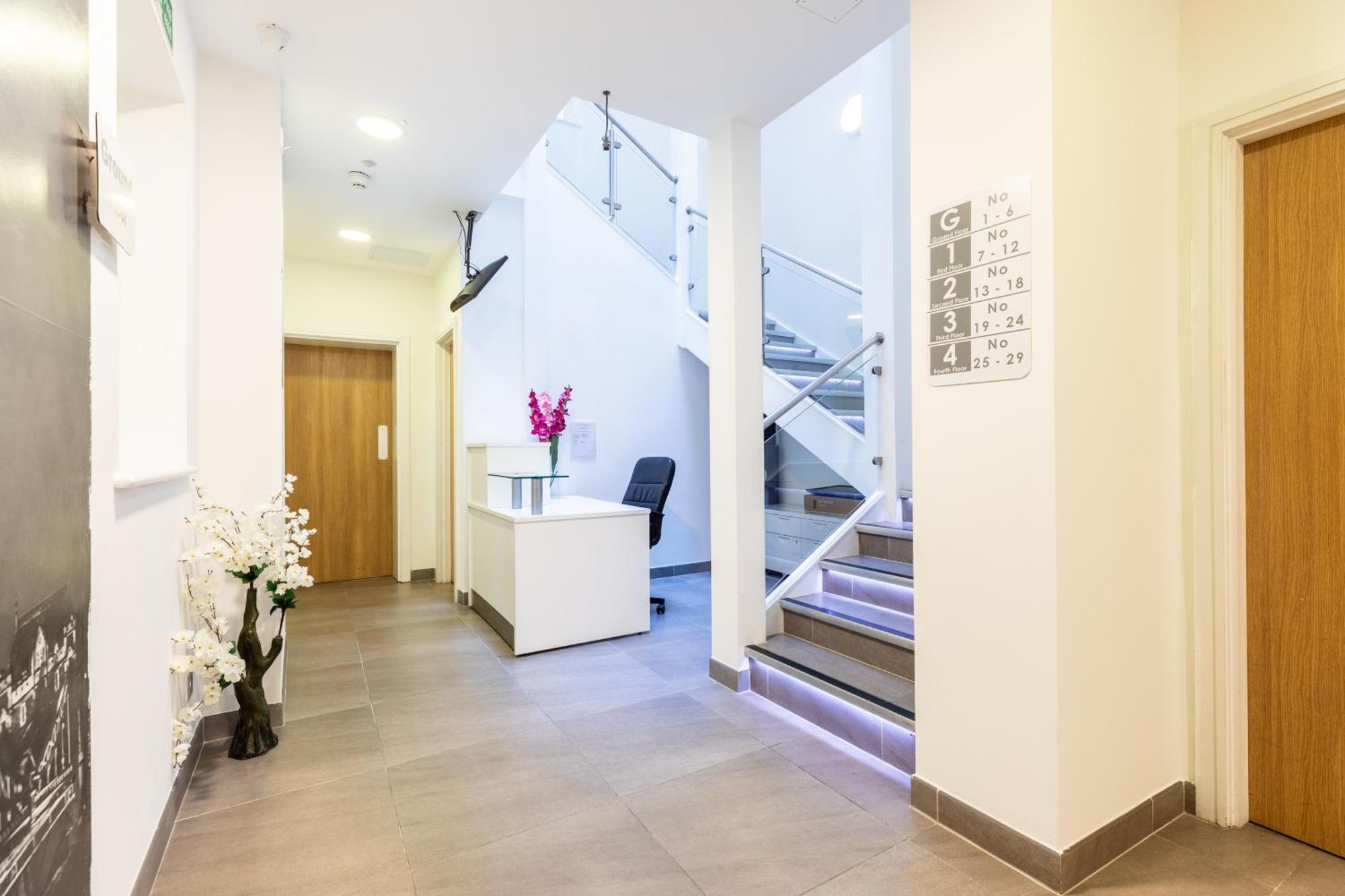 Clarges- Hsk Suites London Exterior foto