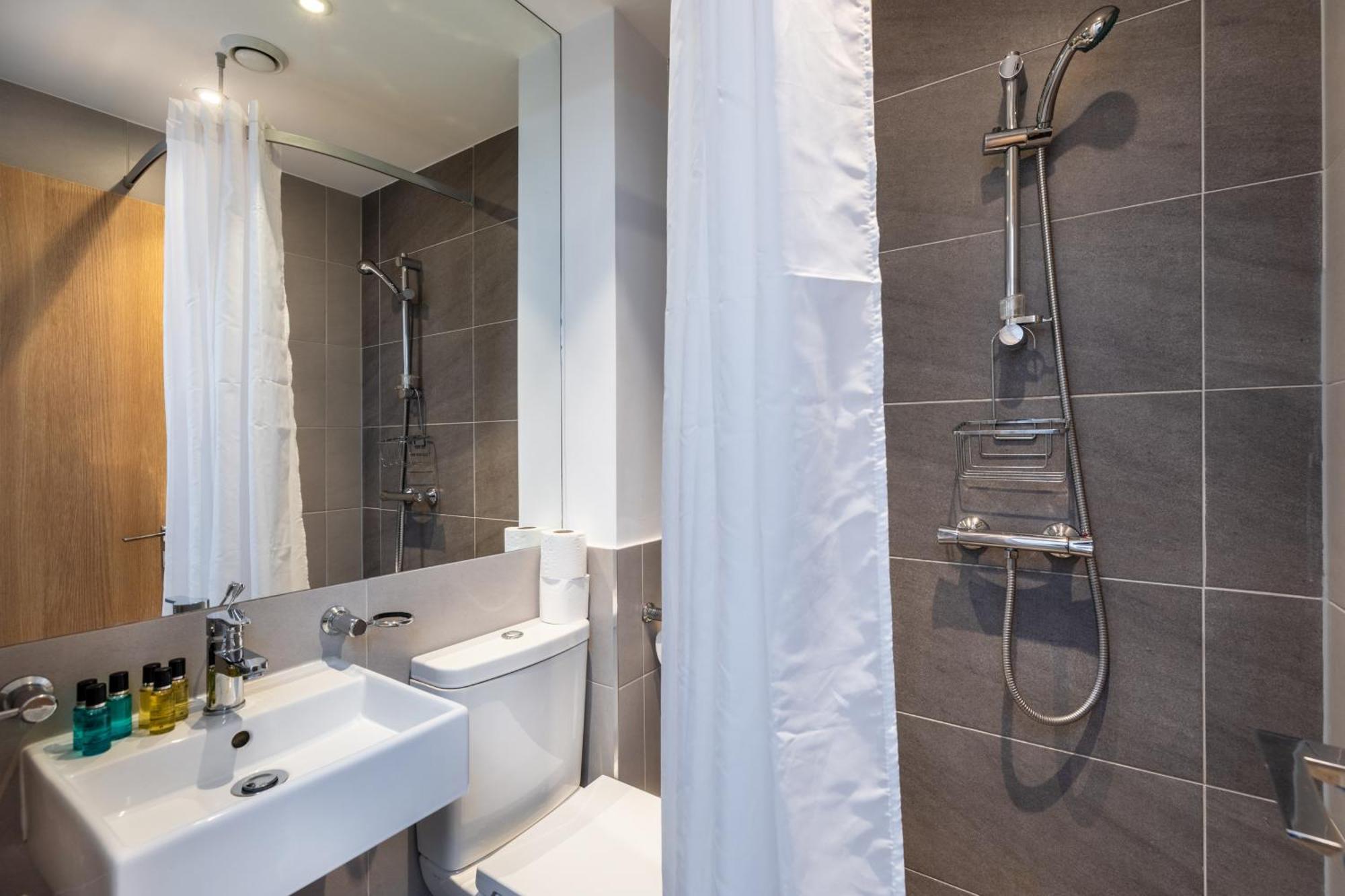 Clarges- Hsk Suites London Exterior foto