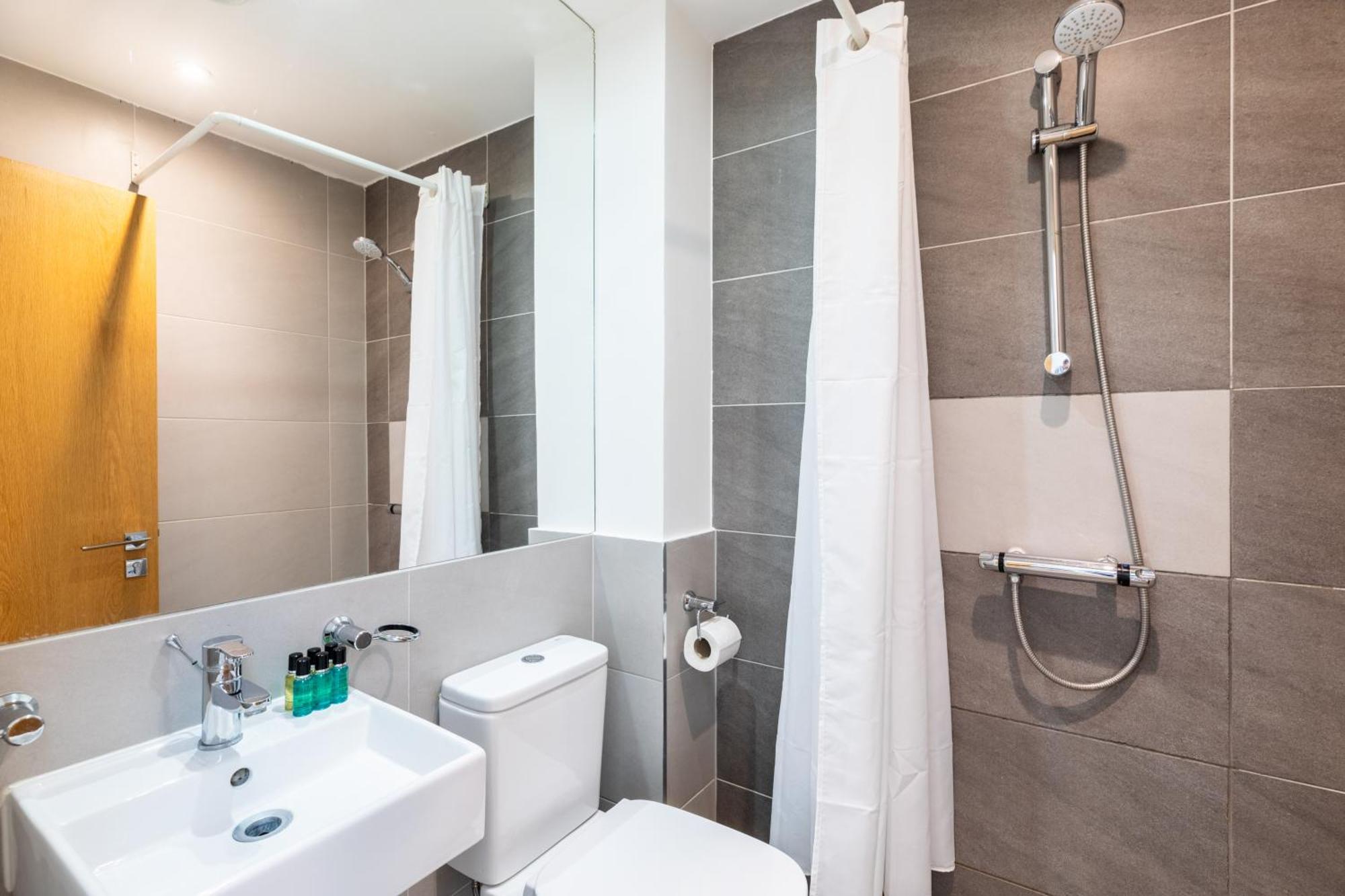 Clarges- Hsk Suites London Exterior foto